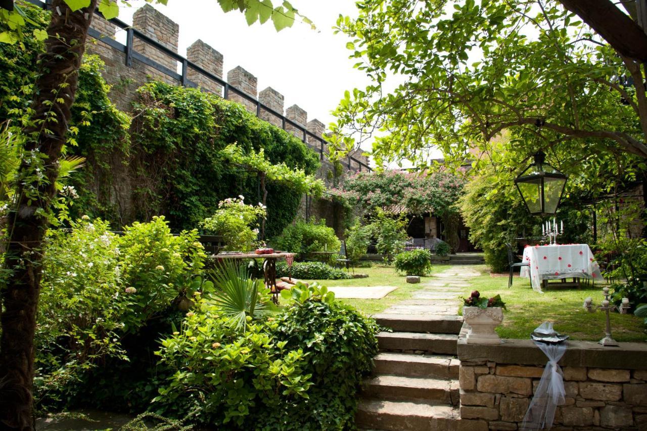 Bed and Breakfast Castello Di Муджа Екстер'єр фото